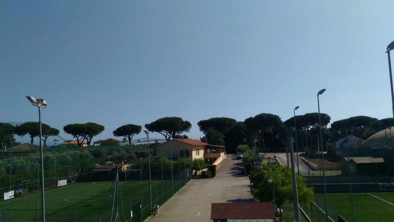 Royal Rooms Terracina Esterno foto